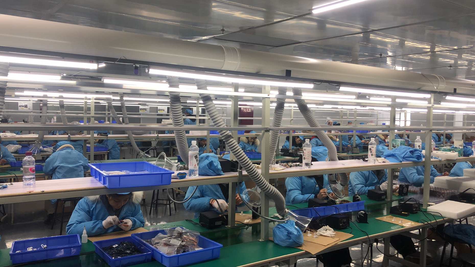 宜賓臨港電子廠招工進(jìn)行中 長白班崗包住宿 成品車間急聘